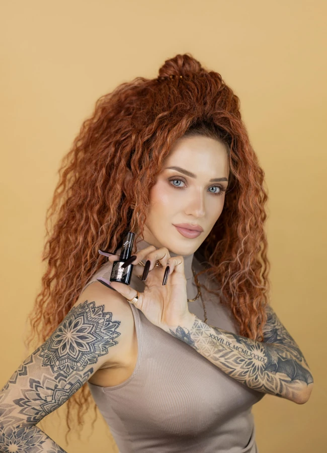 claresa-kitulec-lakier-hybrydowy-kava.webp