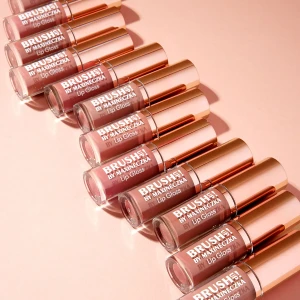 Błyszczyk do ust lip gloss 06 Light Nude.webp