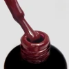 Ciemna burgundowa czerwień