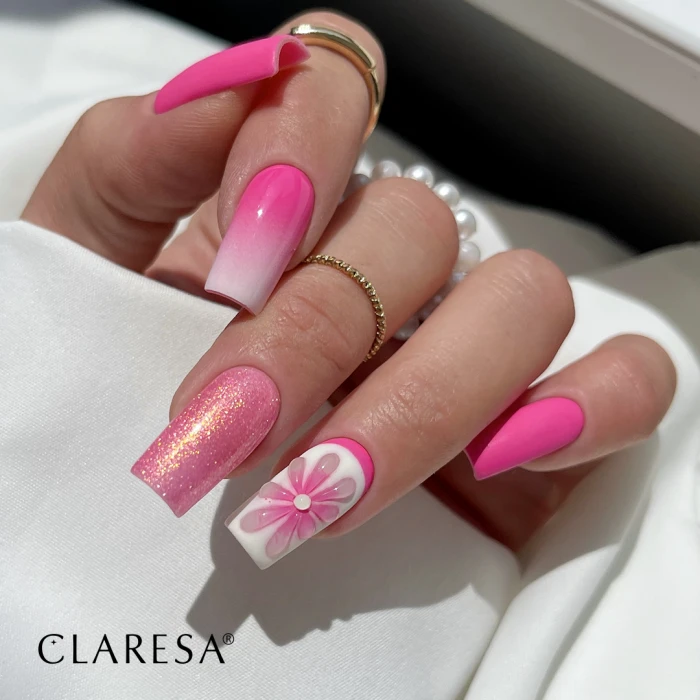 claresa-unicorn-4-webp