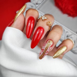 stylizacja z lakierem brokatowym