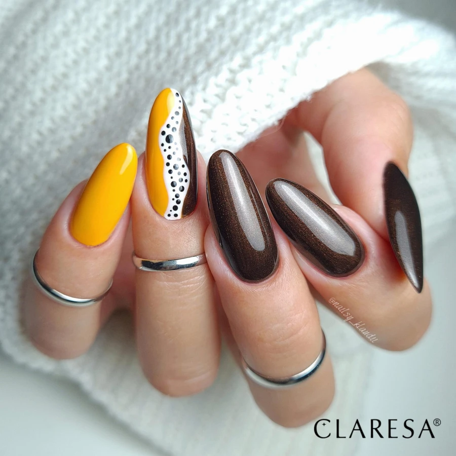 paznokcie pomalowane lakierami hybrydowymi Brown 317, Warm Orange