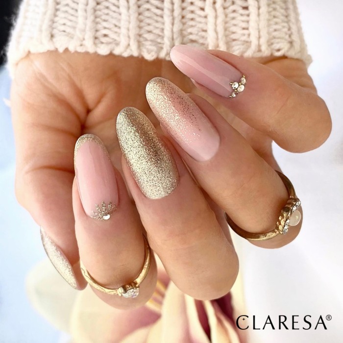 brokatowa hybryda Sparkle 4 w towarzystwie Nude 122