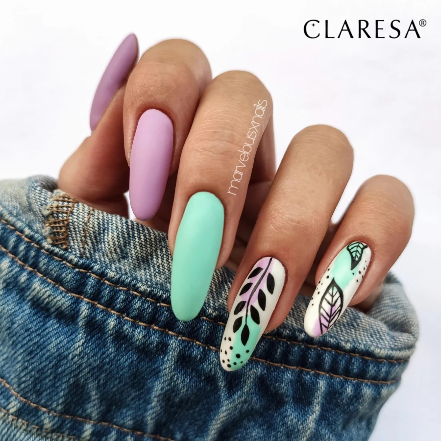 inspiracje paznokciowe hybryda Claresa Candy 9, 10, paint black w macie