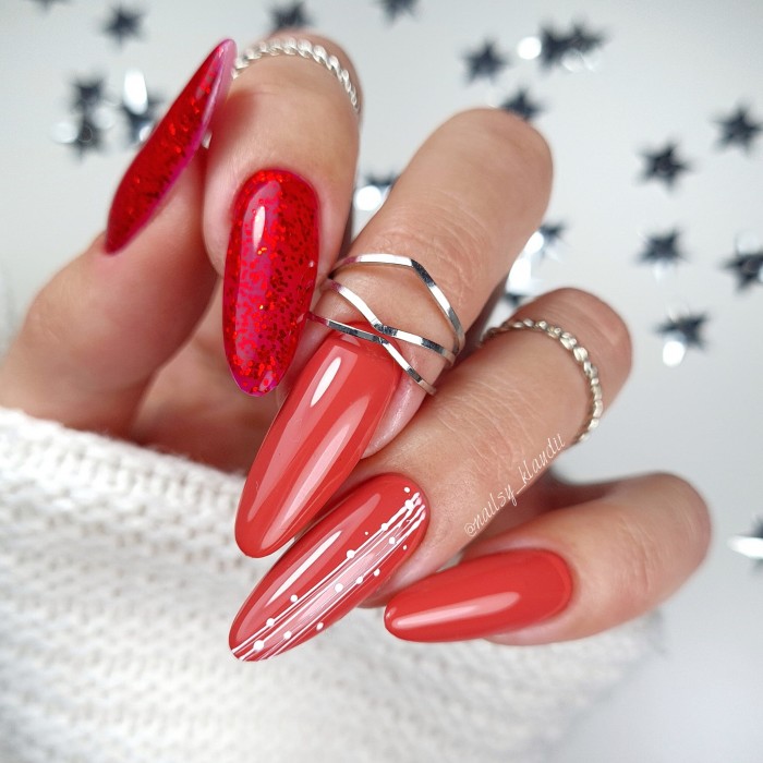 wzory na paznokciach z Red 431, Nude 120