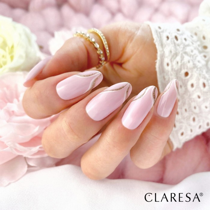 ślubny manicure hybrydowy z kolekcją Celebration