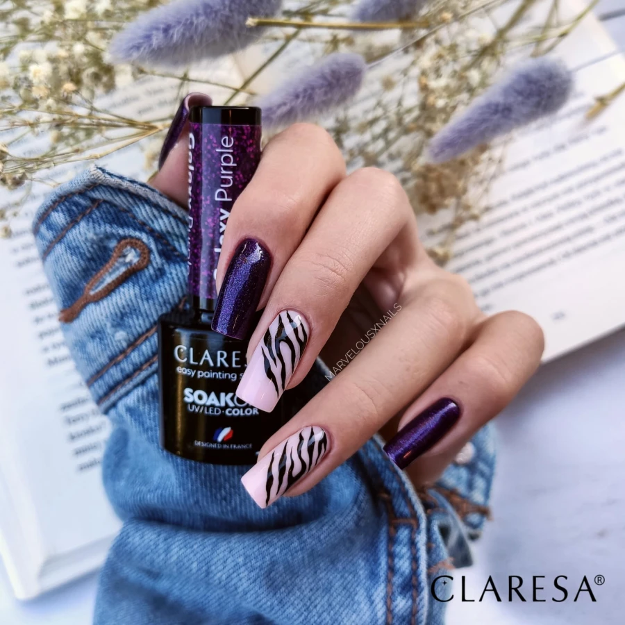 Galaxy Purple, Celebration 9-stylizacja z fioletowym lakierem hybrydowym z brokatem