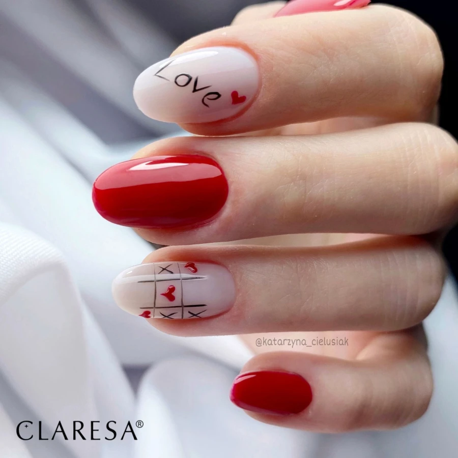 red nails