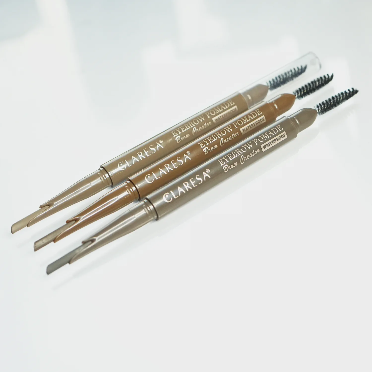 Claresa Eyebrow Pomade Pencil aplikacja