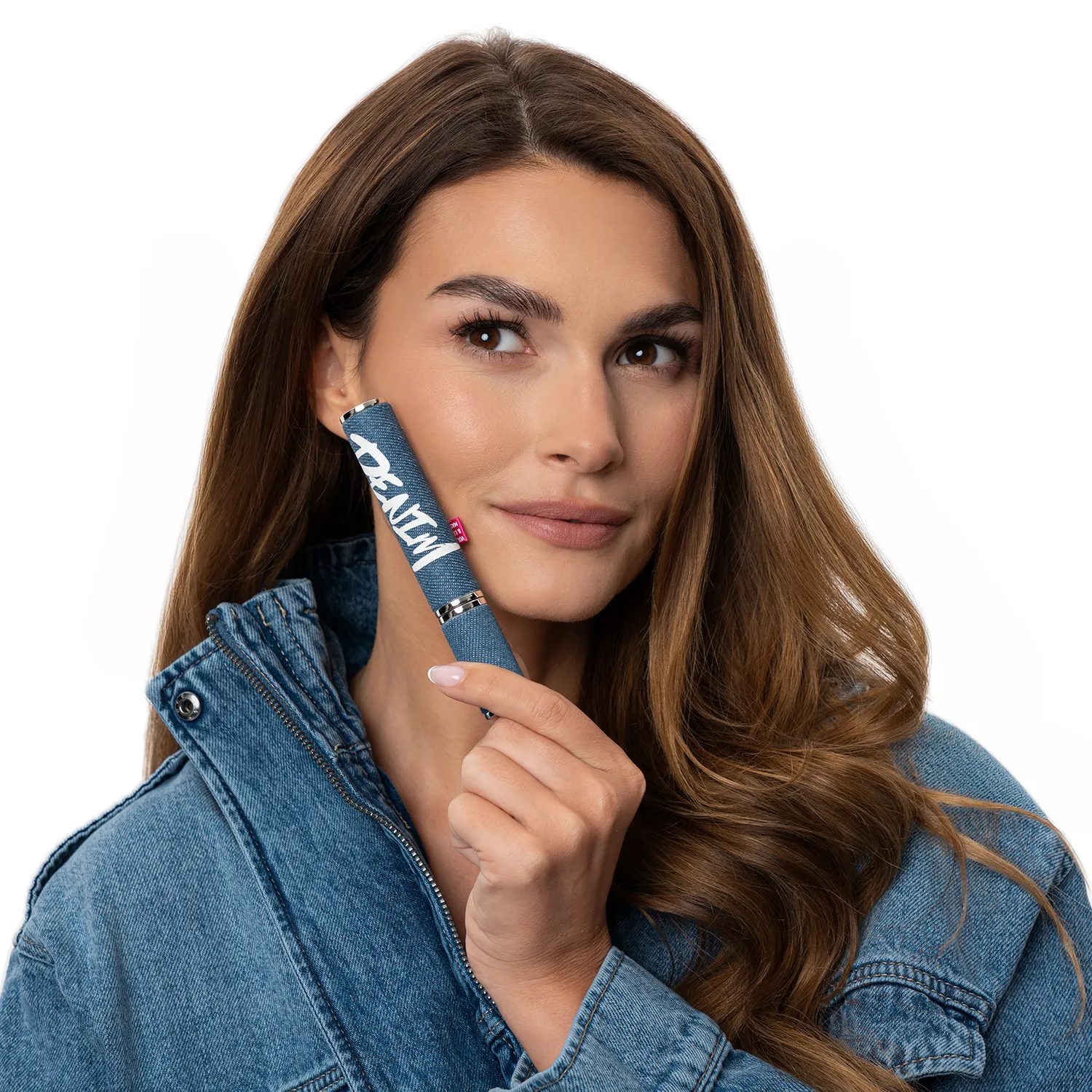 DENIM Mascara modelka